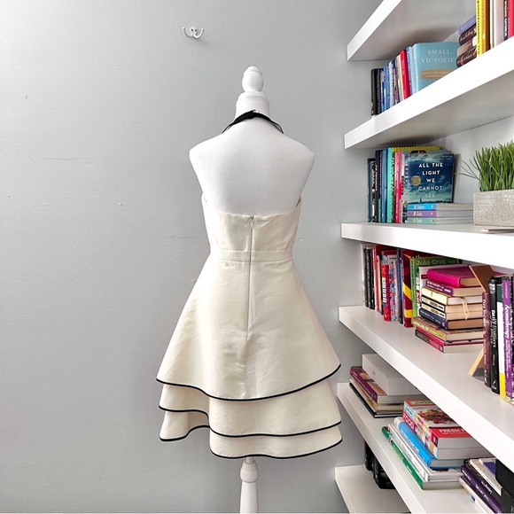 Halston Heritage Structured White Halter Skater Style Dress size 4 - Picture 6 of 14